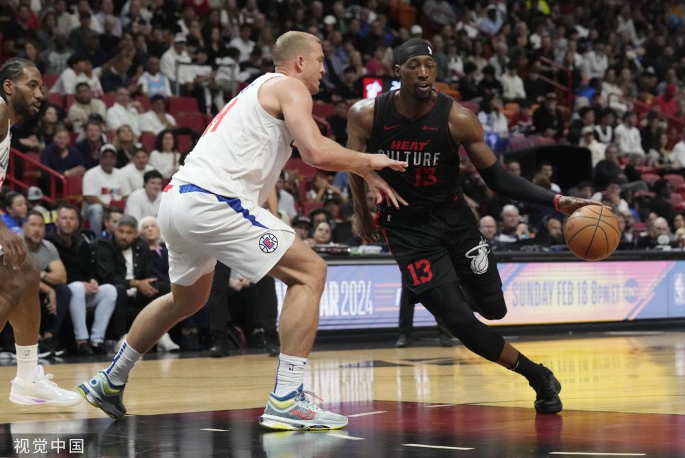 更是在防守 更是在防守