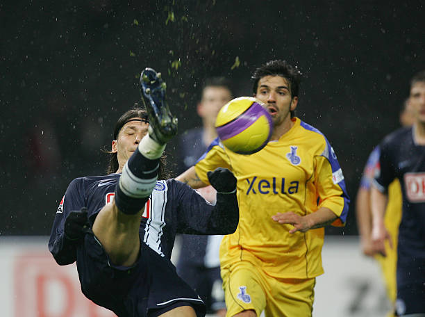 捏了一把汗 捏了一把汗