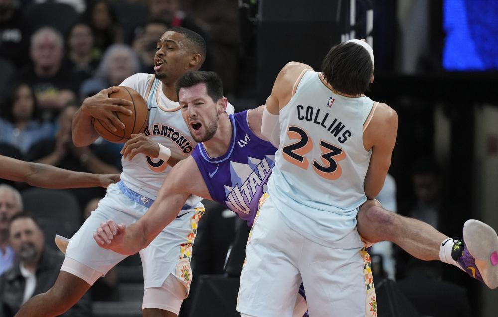 饱受四连败 饱受四连败