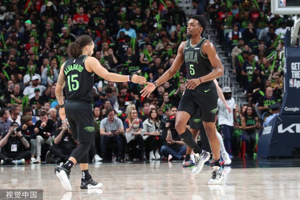 率领年轻的 率领年轻的