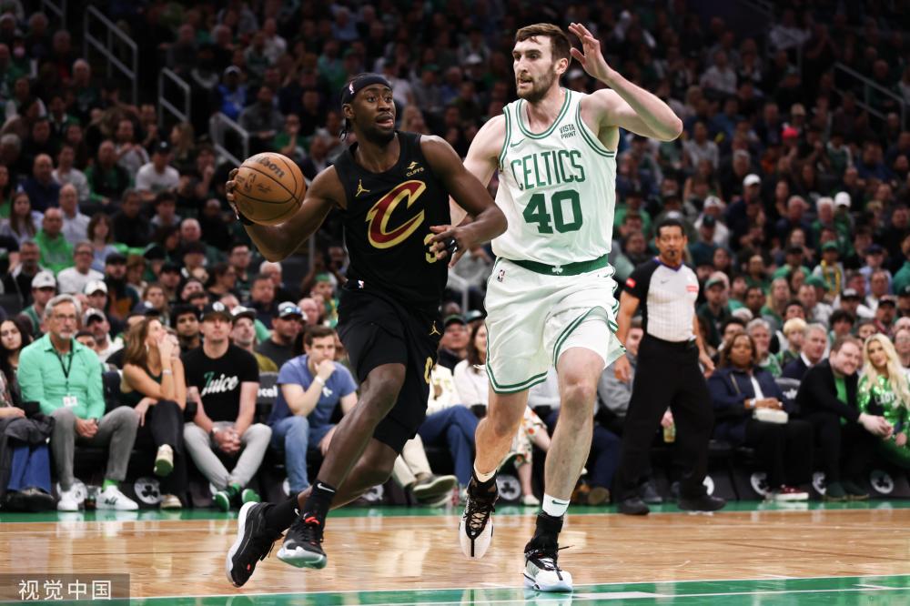 在他职业生 在他职业生