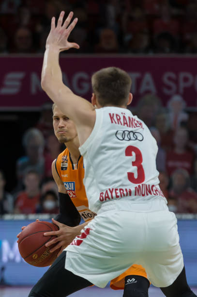 一度占据上 一度占据上